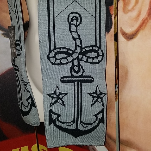 Sourpuss 65" Nautical Anchor Rope & Stars Scarf w Hidden 7" Buttoned Pocket - Picture 6 of 7